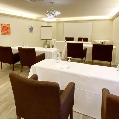 Dormero Duesseldorf 4*